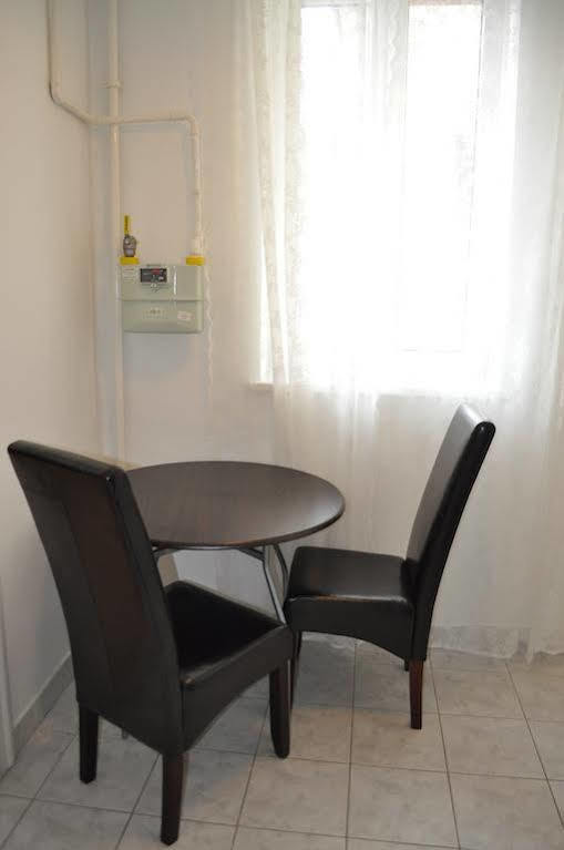 Great Buda Apartman Budapest Exteriör bild
